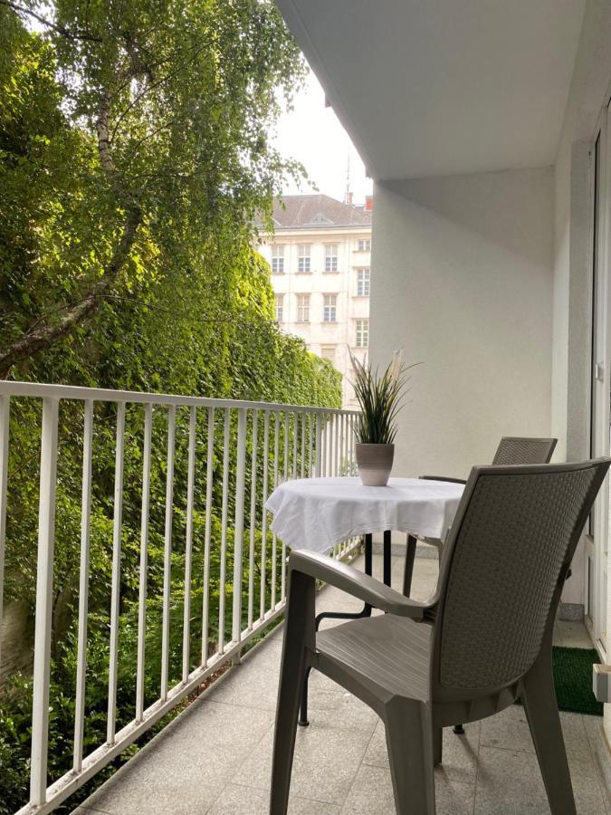 Monterey Apartment Viyana Dış mekan fotoğraf