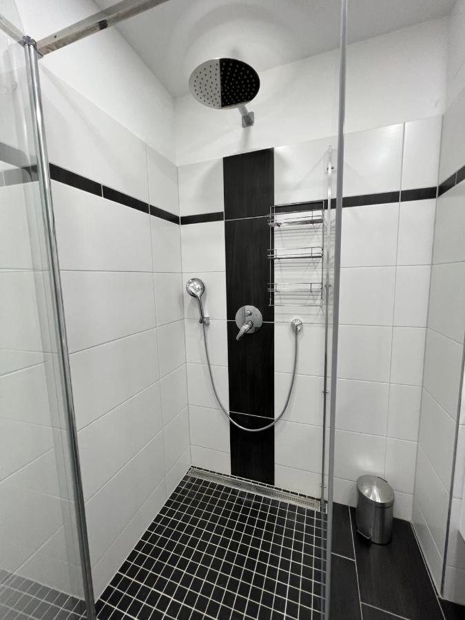 Monterey Apartment Viyana Dış mekan fotoğraf
